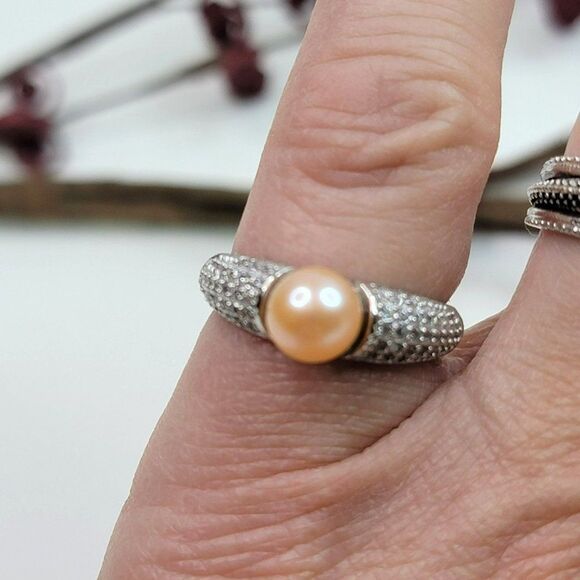 Pure Chic 925 Sterling Silver Adjustable Ring with Peach Freshwater Pearl - Picture 3 of 5
